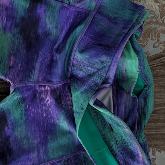 Lululemon high-rise leggings - Picture 4 of 6